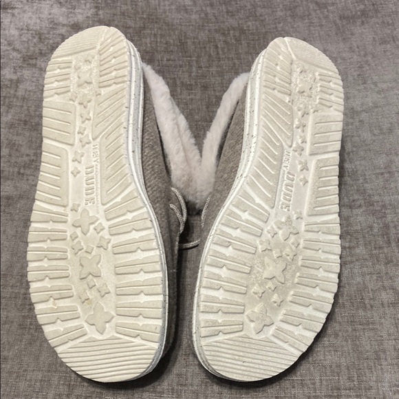 Cozy Gray Fur-Lined Hey Dudes - Picture 2 of 5